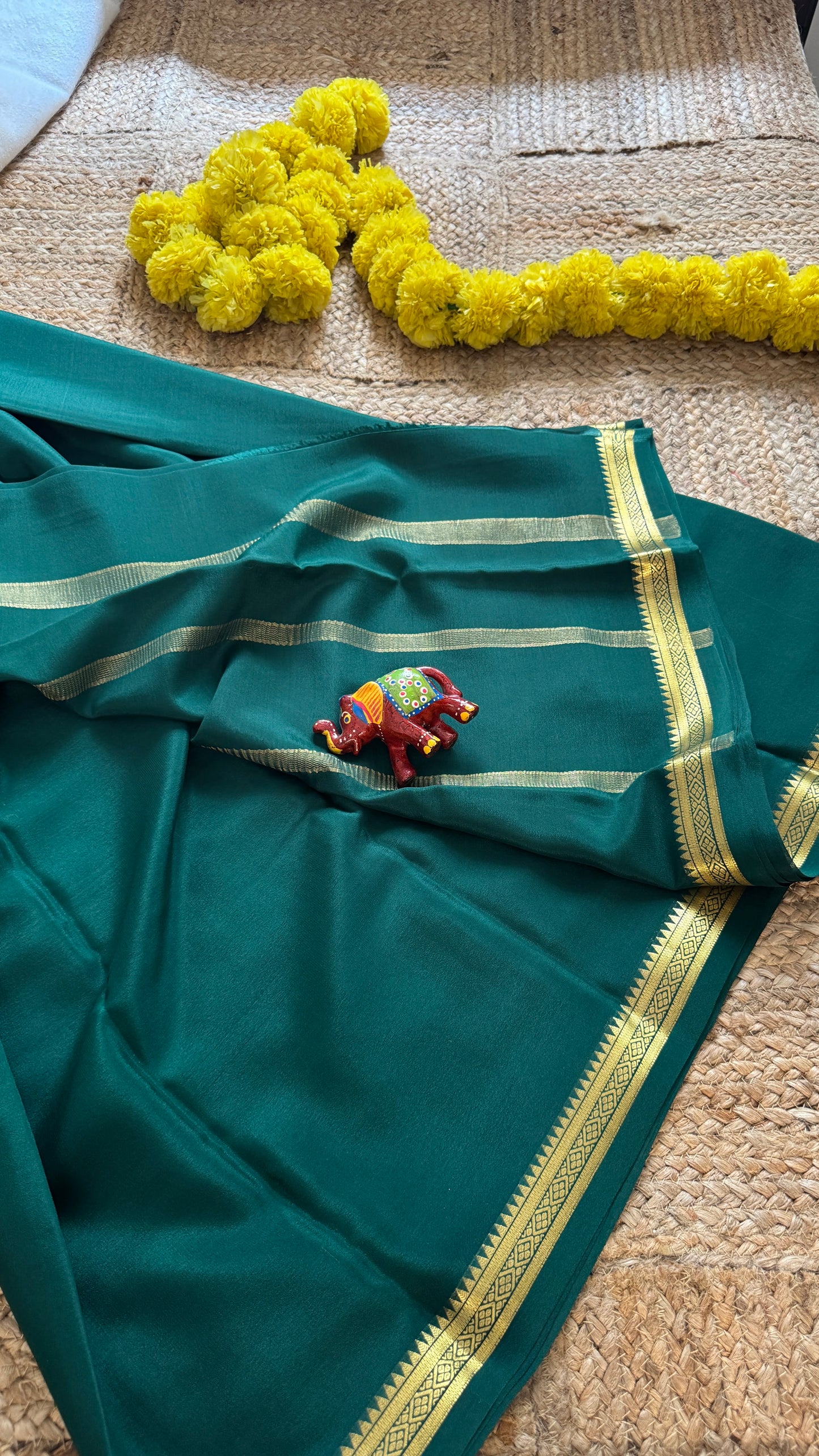 Mysore Silk Lite - Green with Small Boarder