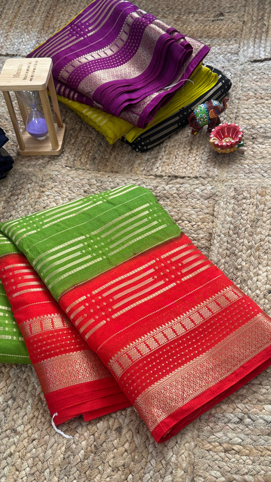 Semi Silk Saree in 2D - Green and Red