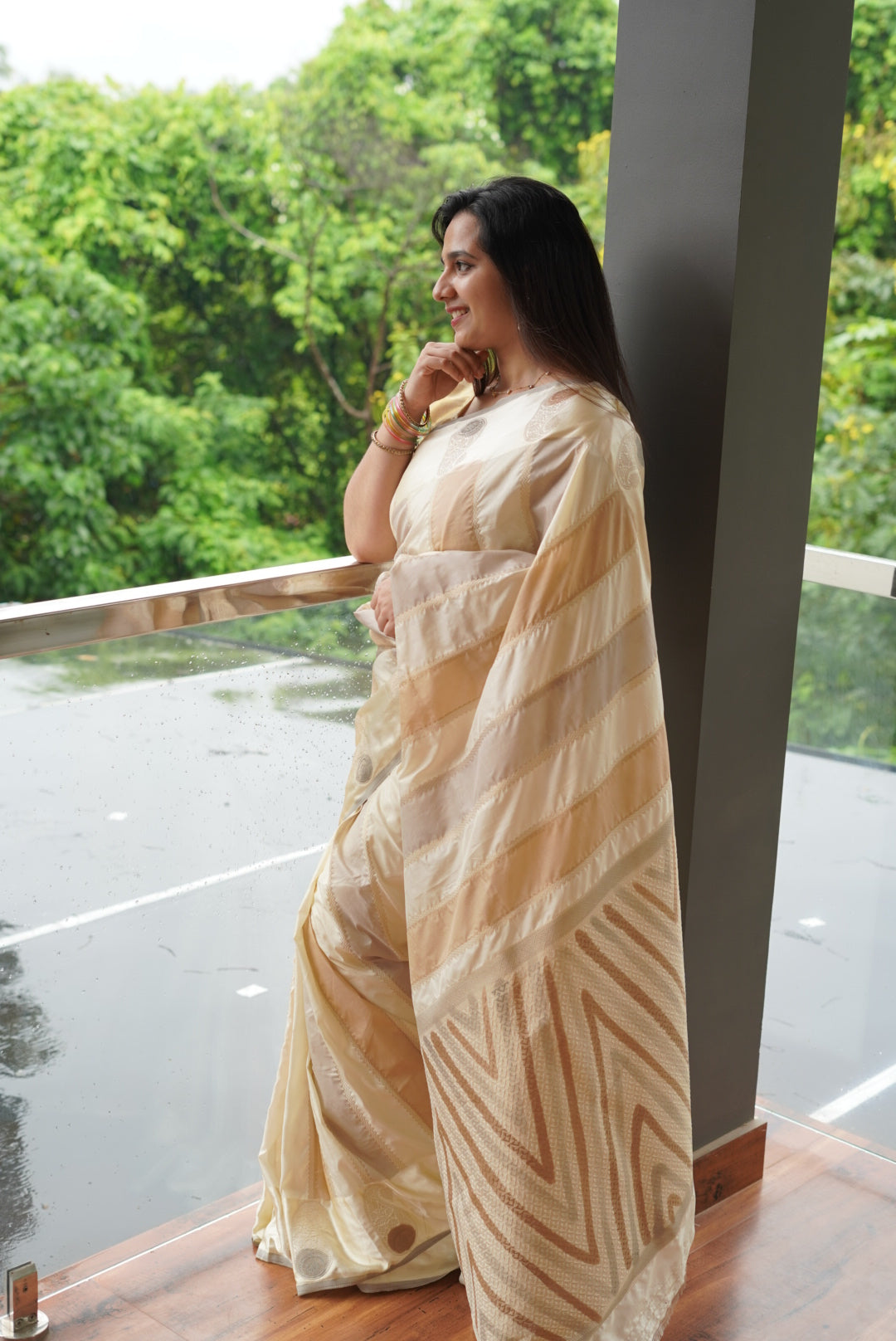 SIRI VANI | Semi Silk Solid Ivory White with Champagne Beige & Silver Zari
