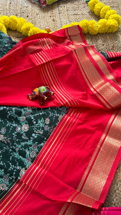 Digital Print 2D Saree - Green and Red