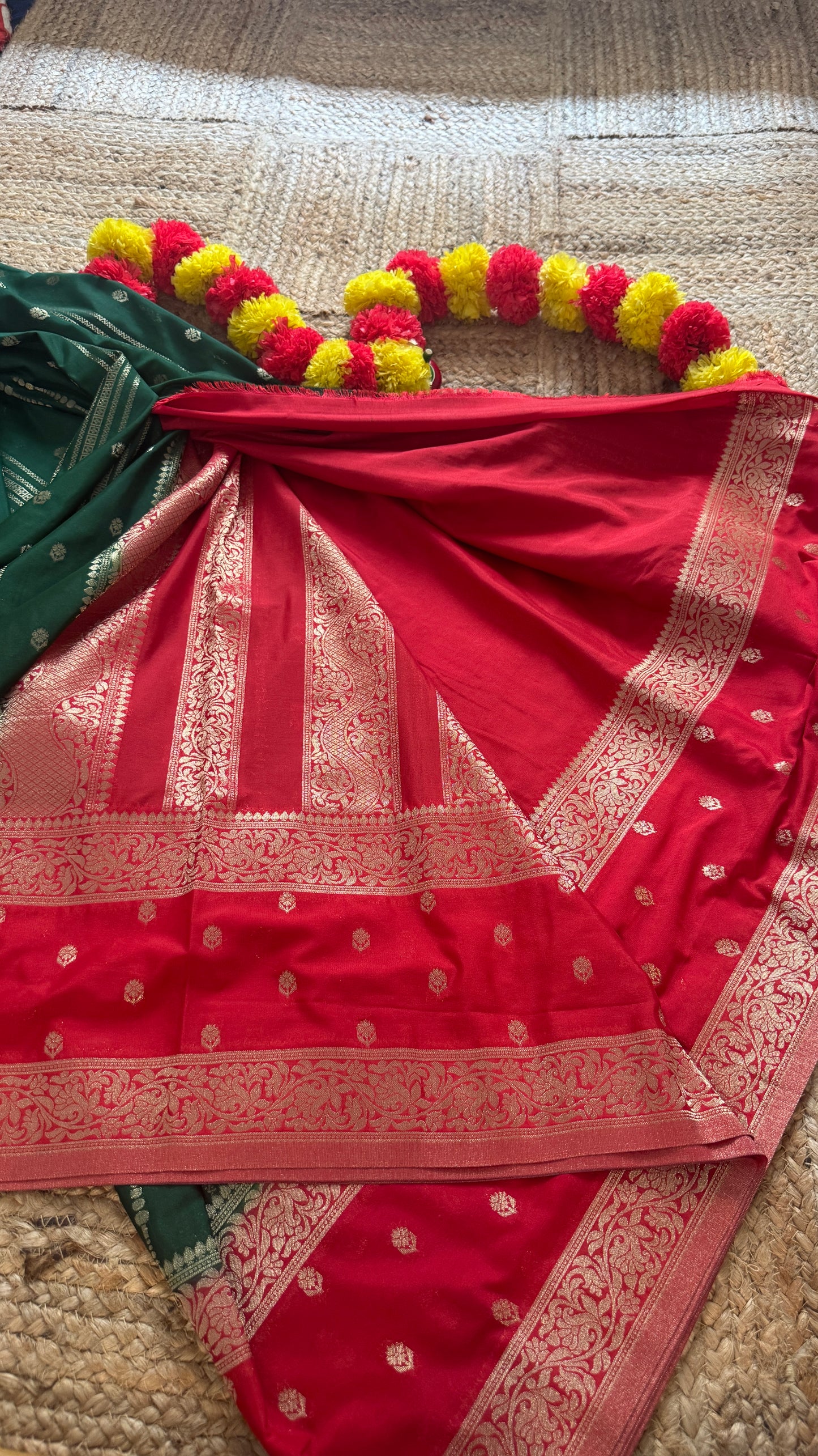 Semi Silk Sarees Rapier Silk - Dark Green and Red