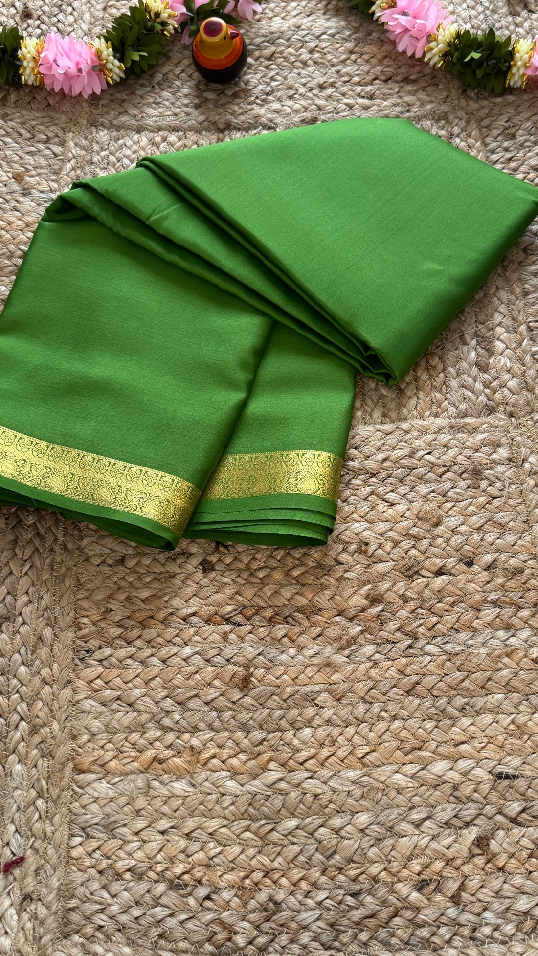 Mysore Silk Lite - Green small Border