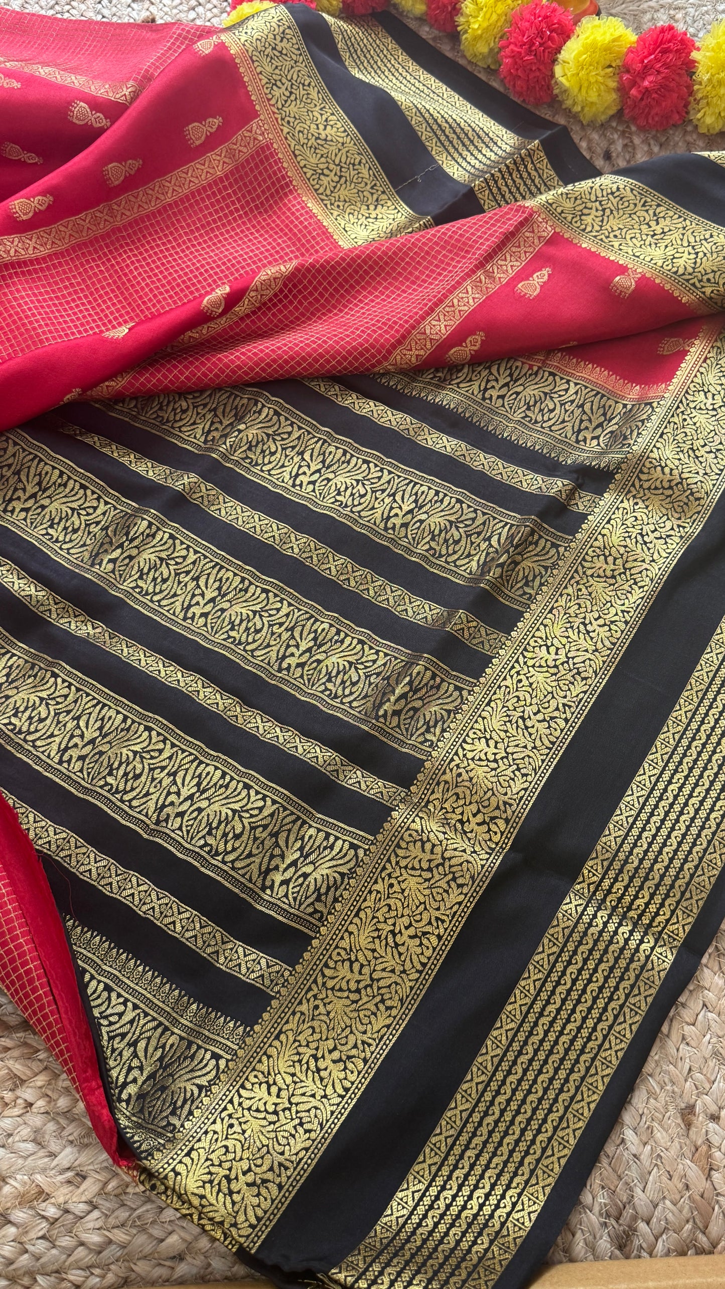 Pure Mysore Silk Saree - Jhumka Zari 2D Red and Black