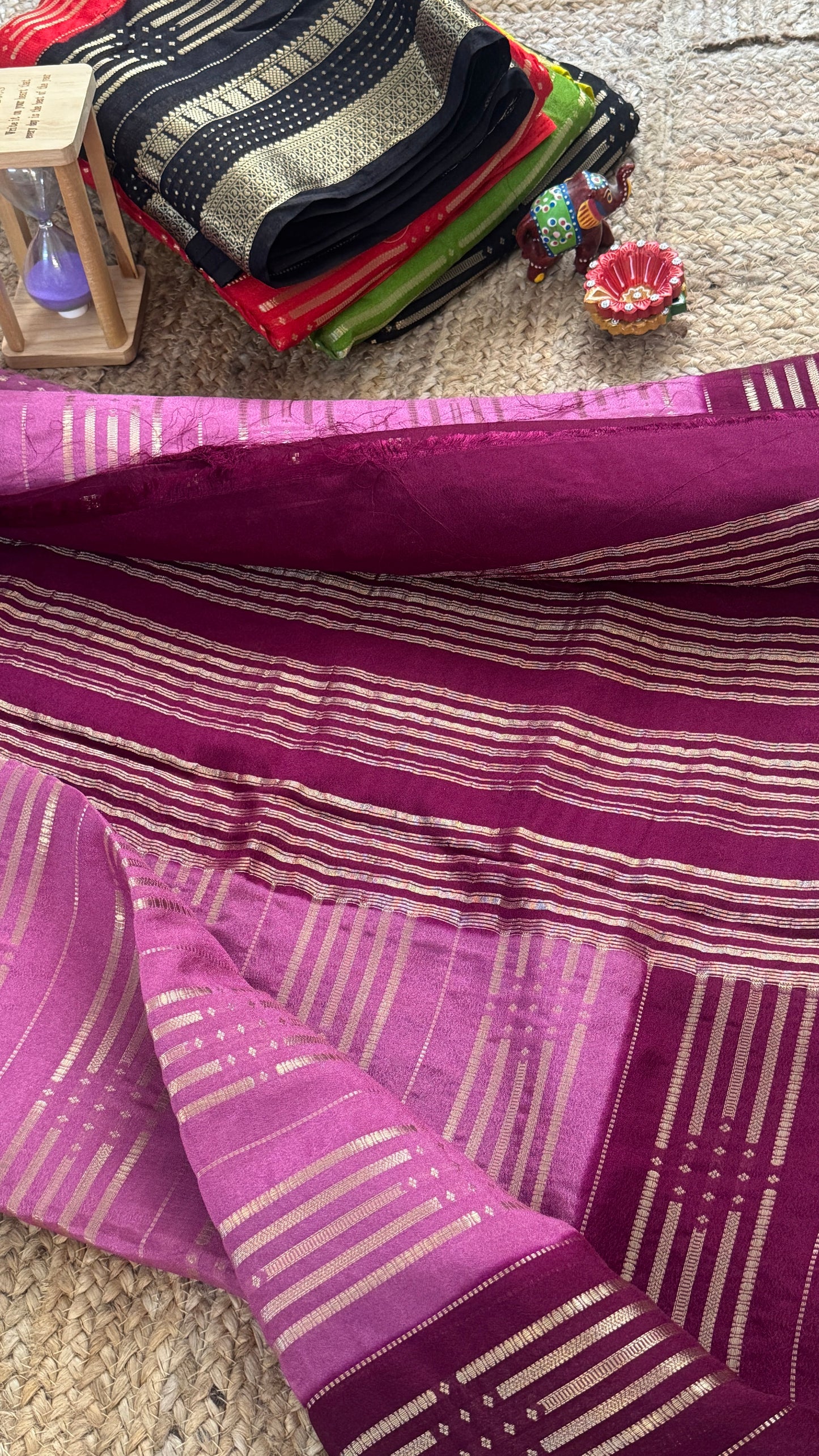 Semi Silk Saree in 2D - Mauve and Maroon