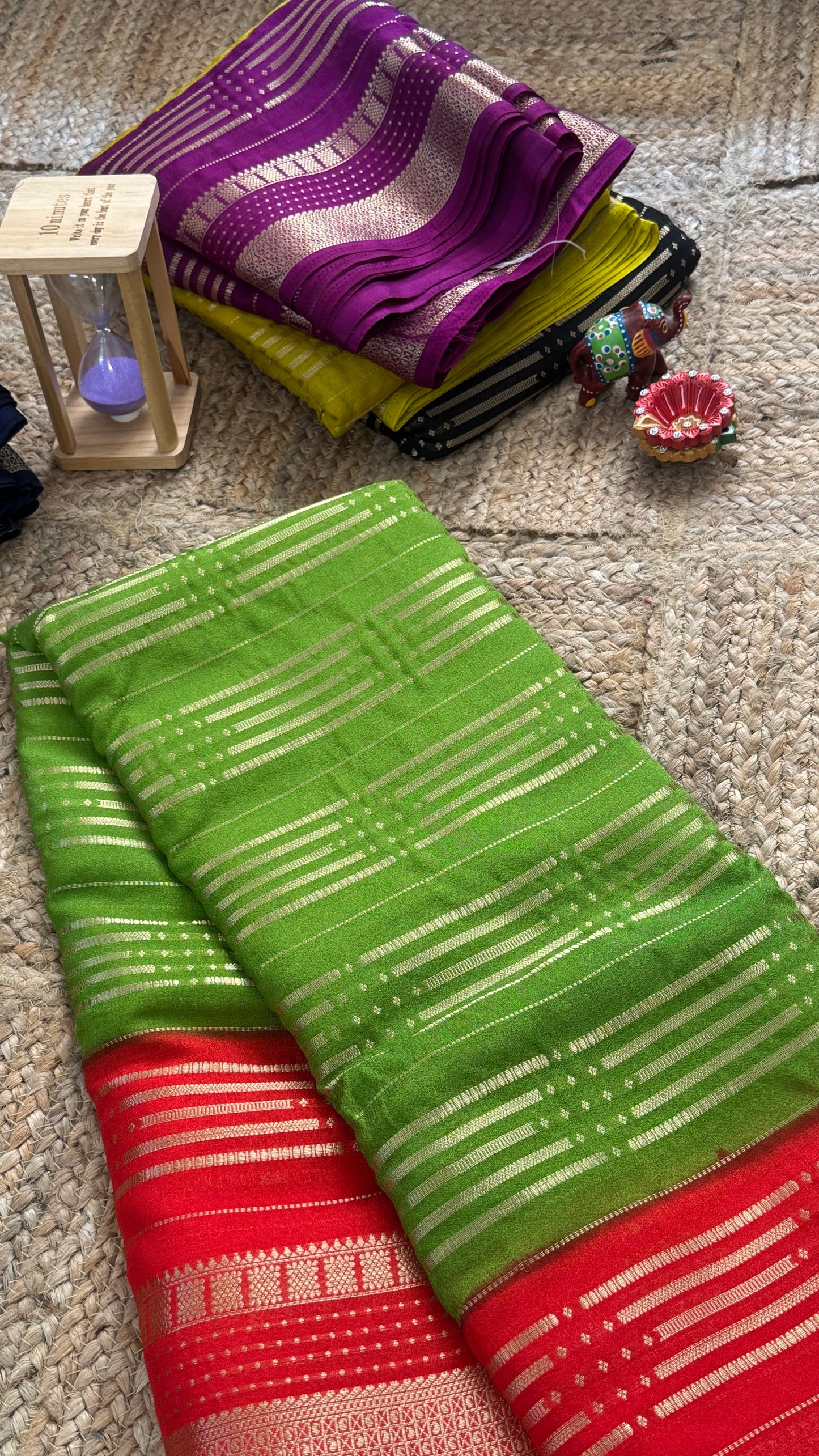 Semi Silk Saree in 2D - Green and Red