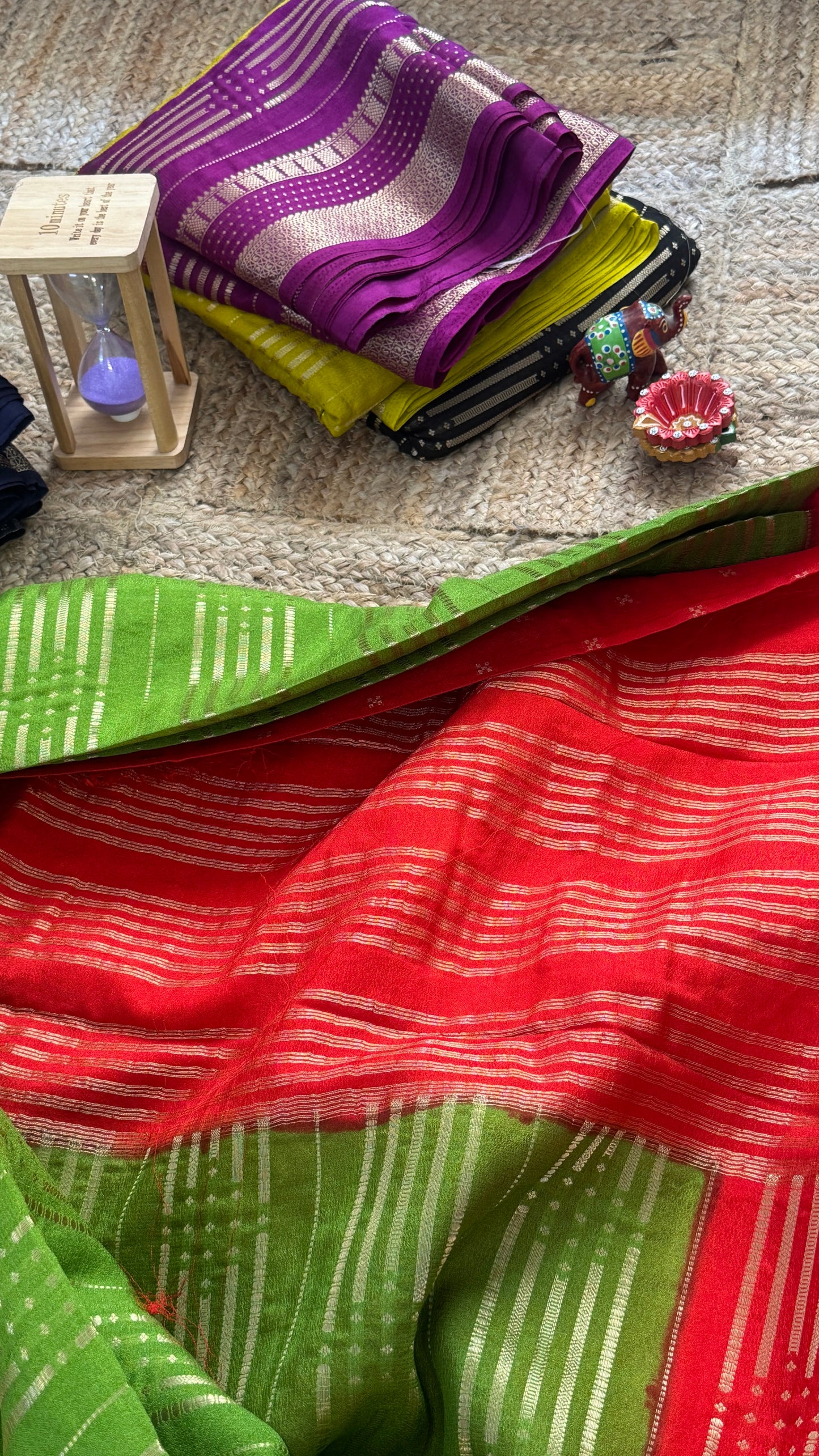 Semi Silk Saree in 2D - Green and Red