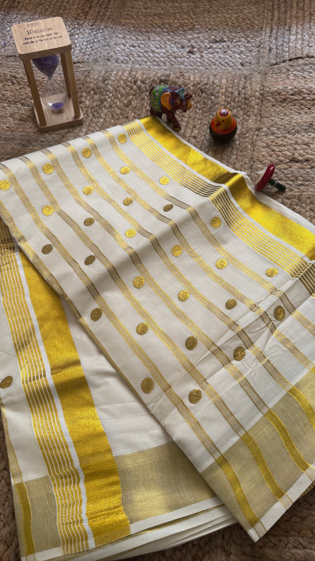 SIRI RADHA | Classic Kerala Kasavu with Gold Border